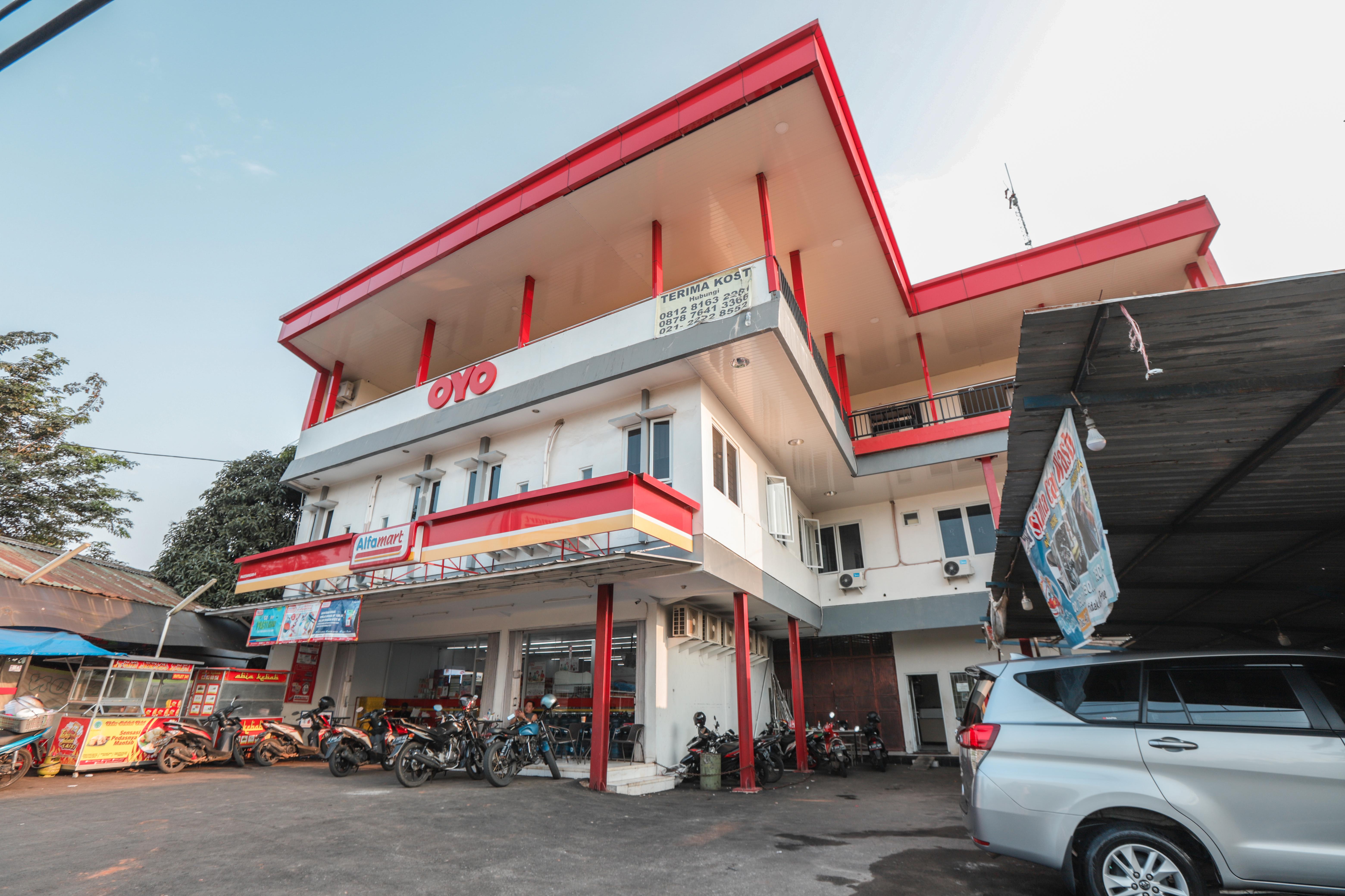 Tegal  Oyo 387 Alfa Guest House מראה חיצוני תמונה